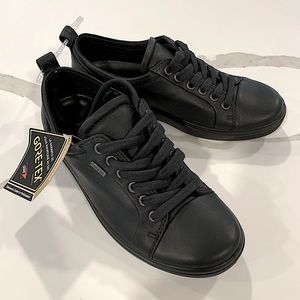 Ecco leather sneakers